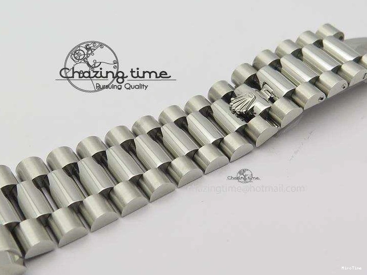 MiroTime 0424 Stretchable DayDate 40mm BP-Maker 228206 SS Green Roman Dial (Fluted Bezel) On SS Bracelet ETA 3904